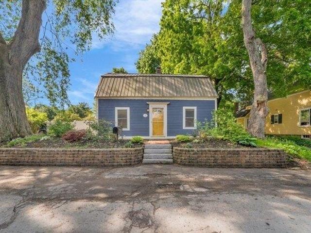 House for sale in Amesbury, Massachusetts