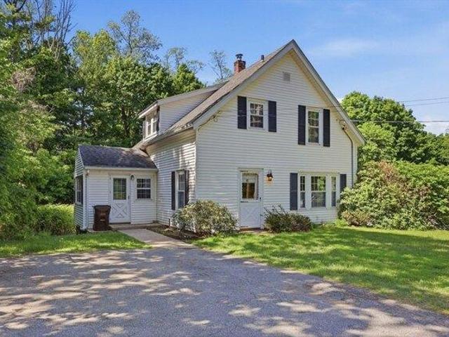 House for sale in Amesbury, Massachusetts