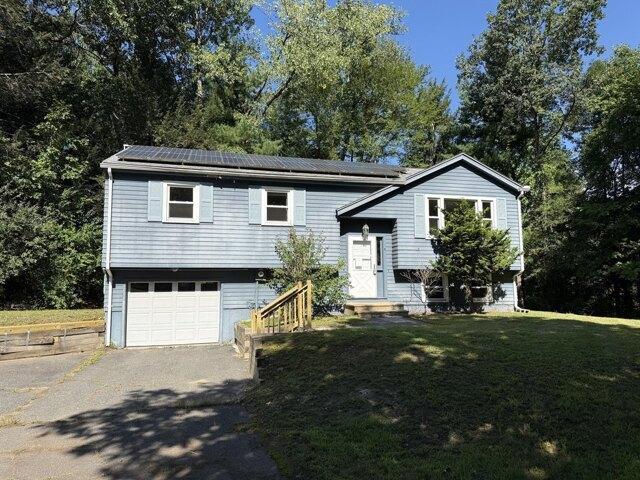 House for sale in Amherst, Hampshire County