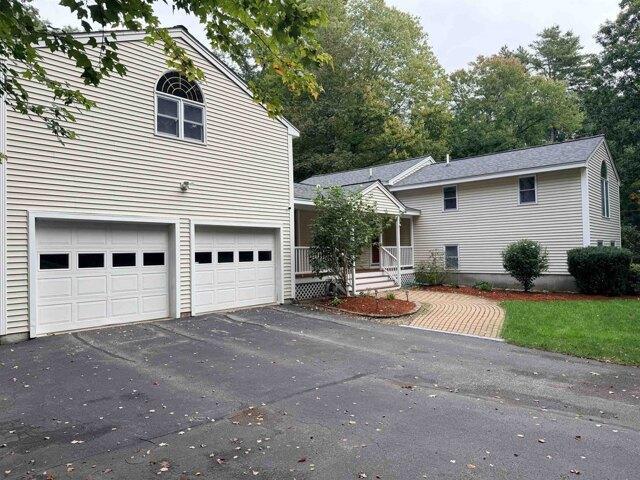 House for sale in Amherst, Hillsborough County