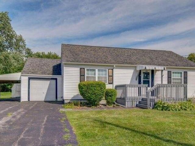 House for sale in Amsterdam, New York