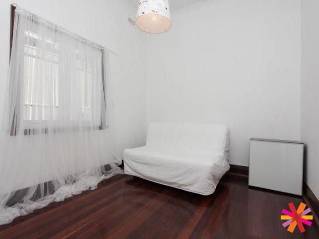 House for rent in Como, Western Australia