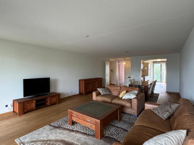 Appartement te huur in Sloten, Amsterdam