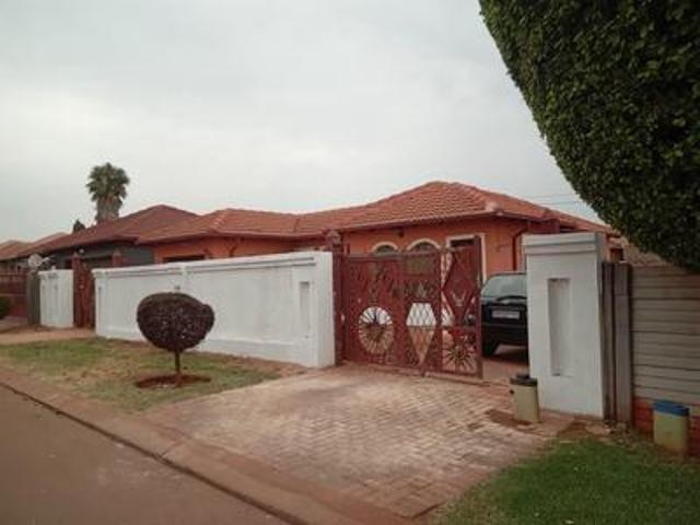 House for rent in Akasia, Gauteng