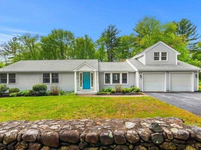 House for sale in Andover, Massachusetts