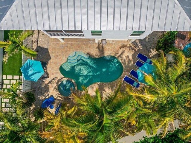 House for sale in Anna Maria