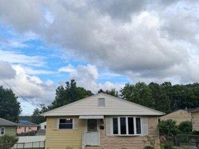 House for sale in Ansonia, Connecticut