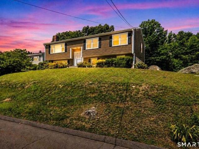 House for sale in Ansonia, Connecticut
