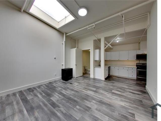Apartment for rent in Oakland