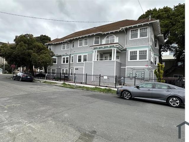 Apartment for rent in Oakland