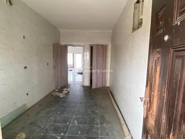 Flat for sale in Eti Osa, Lagos