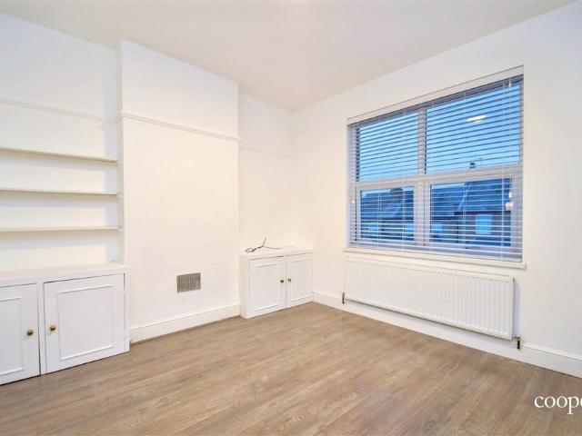 Apartment for rent in Cat Hill, Isle Of Man