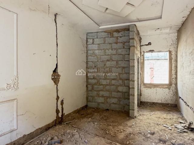 Flat for sale in Guzape, Abuja