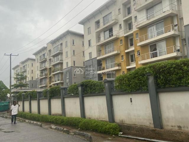 Flat for sale in Surulere , Surulere