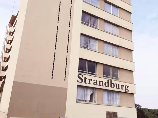 Apartment for sale in Amanzimtoti, KwaMakhutha