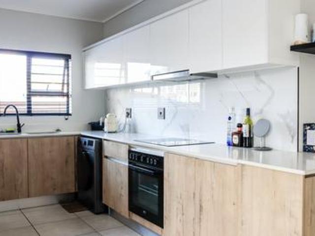 Apartment for sale in Waterkloof, Gauteng