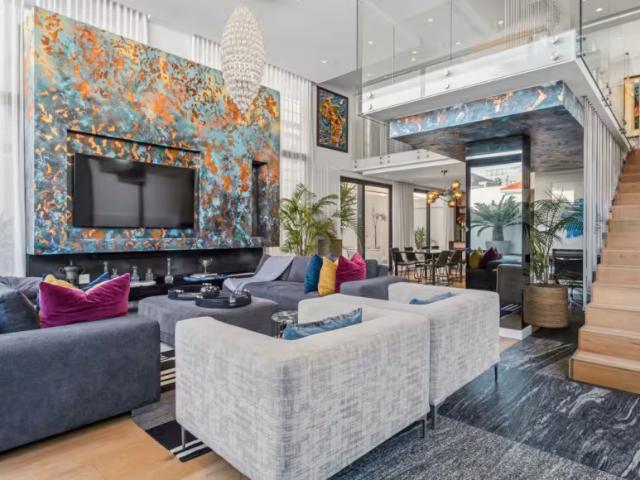 Apartment for sale in Bantry Bay, Cape Town