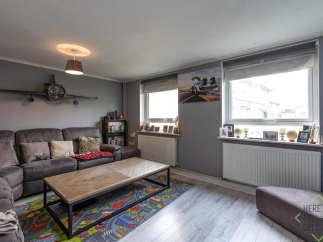 Apartment for sale in Barnet, New Southgate