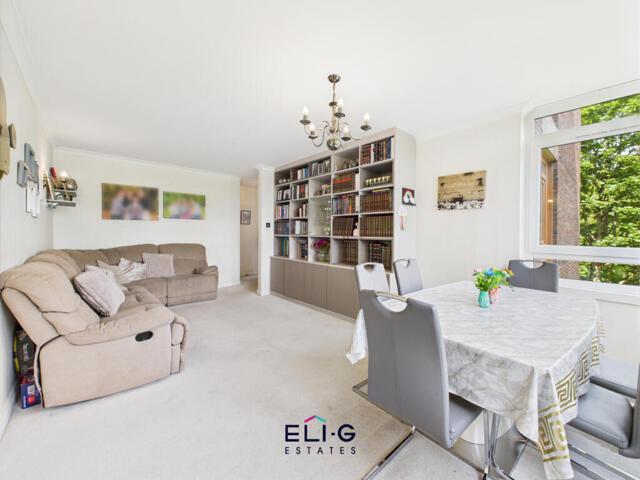 Apartment for sale in Barnet, Hendon