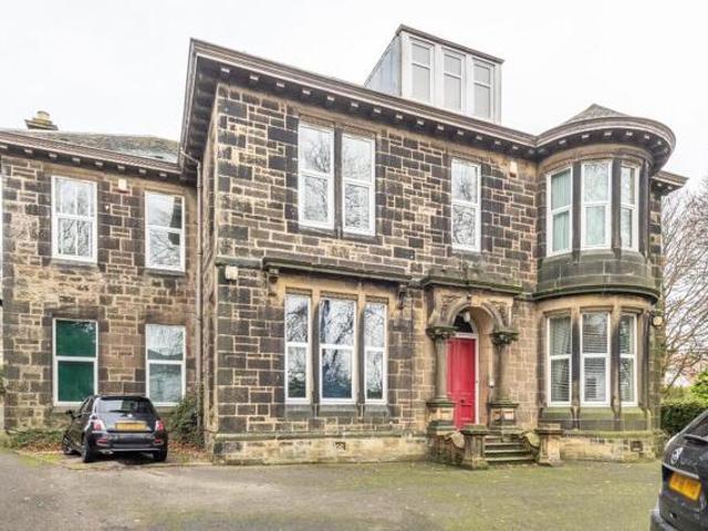 Apartment for sale in Bathgate, Scotland