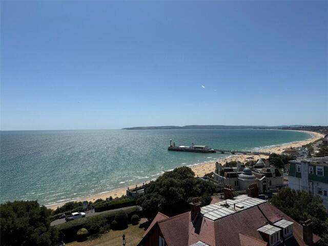 Apartment for sale in West Cliff, Bournemouth