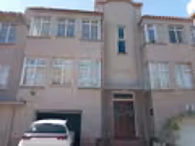 Apartment for sale in Bulwer, Kwazulu-natal