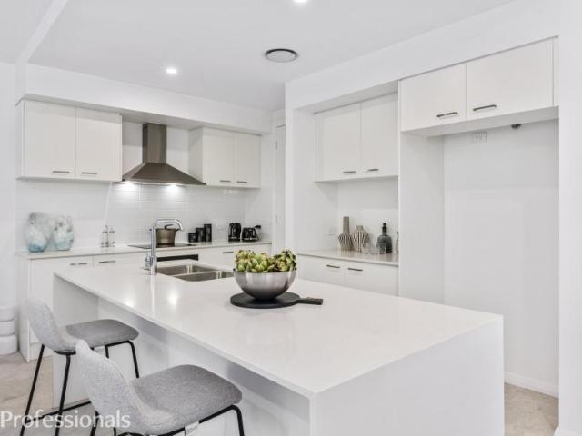 Apartment for sale in Burrill Lake, Shoalhaven City Council