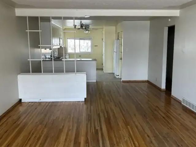 Apartment for rent in Collingwood, Calgary