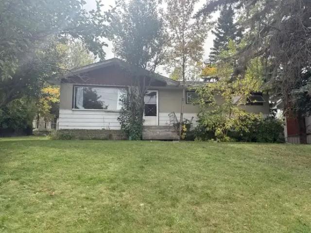 Apartment for rent in Westgate, Calgary