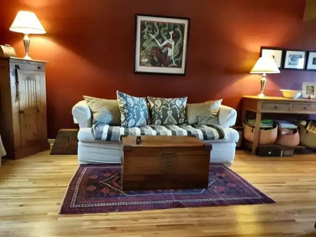 Apartment for rent in Elboya, Calgary