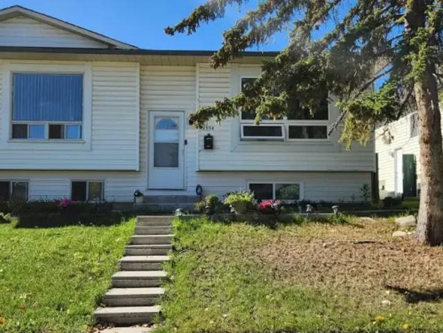 Apartment for rent in Cedarbrae, Calgary