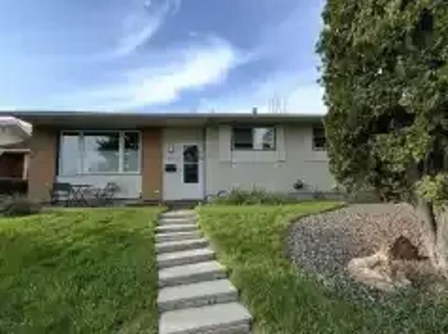 Apartment for rent in Acadia, Calgary