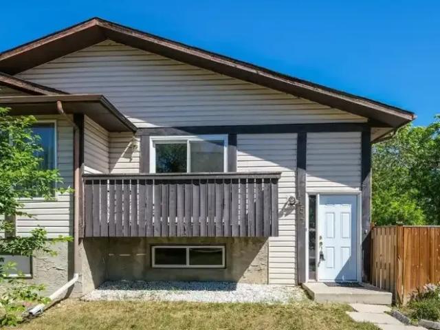 Apartment for rent in Beddington Heights, Calgary