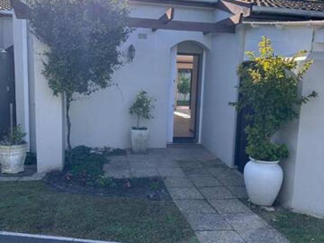 Apartment for sale in Cape Town, Western Cape