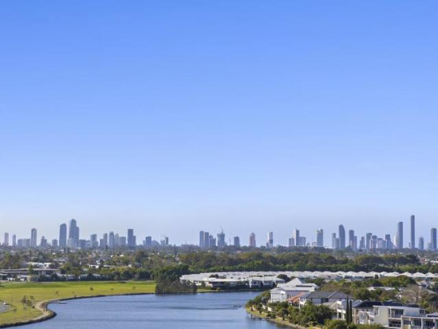 Apartment for sale in Carrara, Gold Coast City