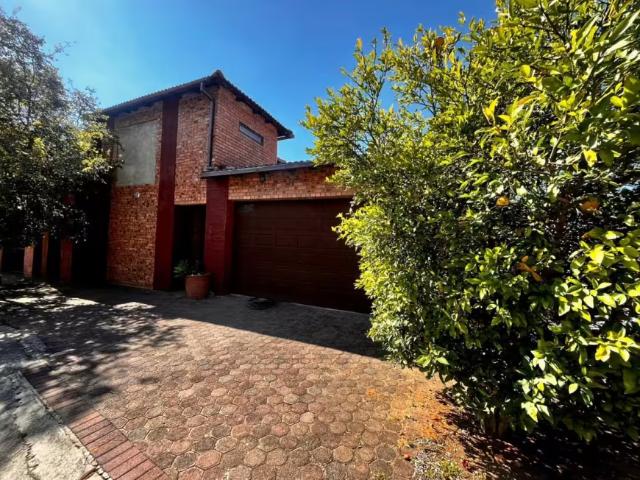 Apartment for rent in Tlhabane, North West