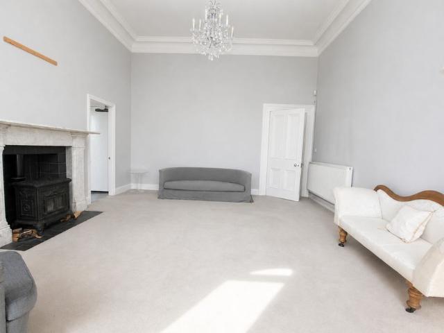 Apartment for rent in Newtown, Two Mills