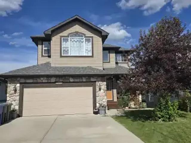Apartment for rent in Rainbow Falls, Chestermere