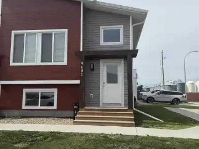 Apartment for rent in Woking, Alberta