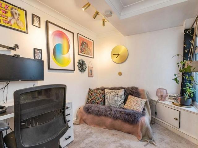 Apartment for rent in Stamford Hill, Greater London
