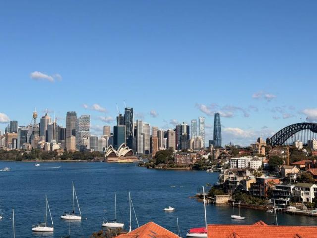 Apartment for rent in Lower North Shore, Sydney