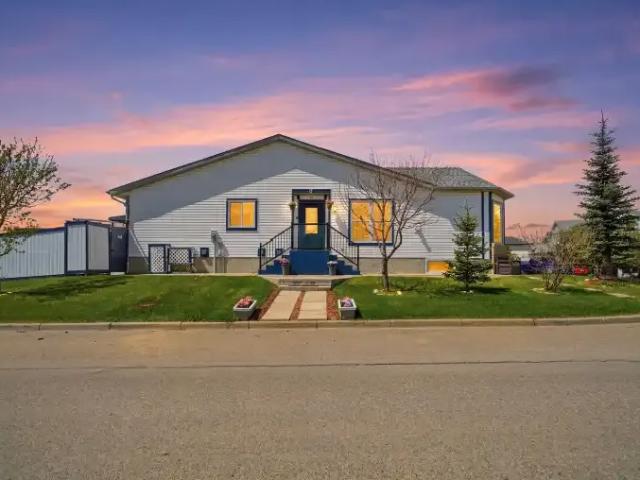 Apartment for rent in Crossfield, Alberta