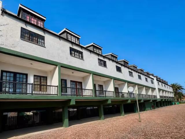 Apartment for sale in Carnarvon, Northern Cape