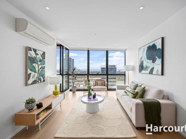 Apartment for sale in Docklands, Melbourne