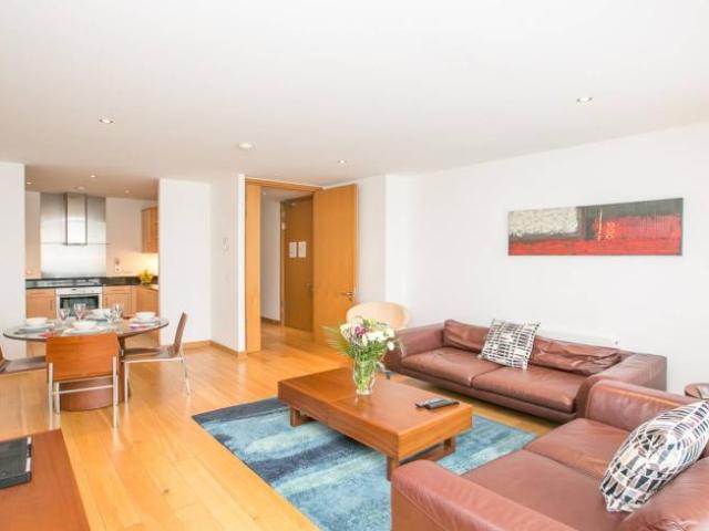 Apartment to rent in Bluebell, North Tipperary