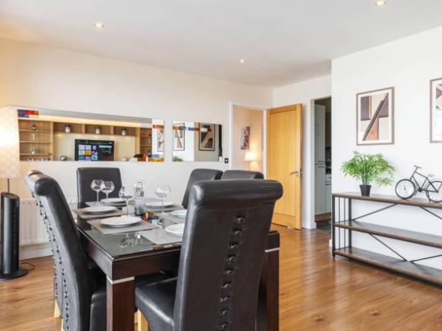 Apartment to rent in Bluebell, North Tipperary