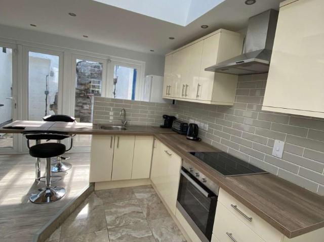 Apartment to rent in Bluebell, North Tipperary