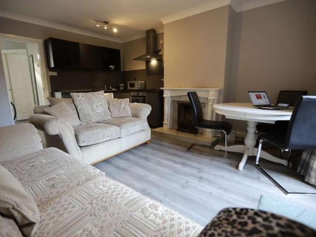 Apartment to rent in Bluebell, North Tipperary