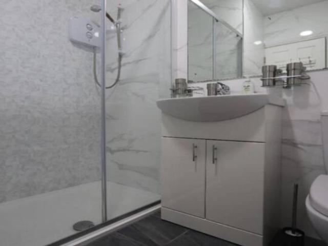 Apartment to rent in Bluebell, North Tipperary