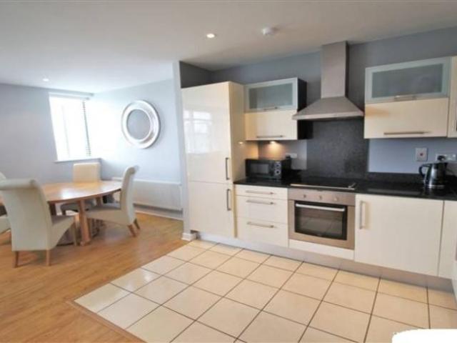 Apartment to rent in Bluebell, North Tipperary